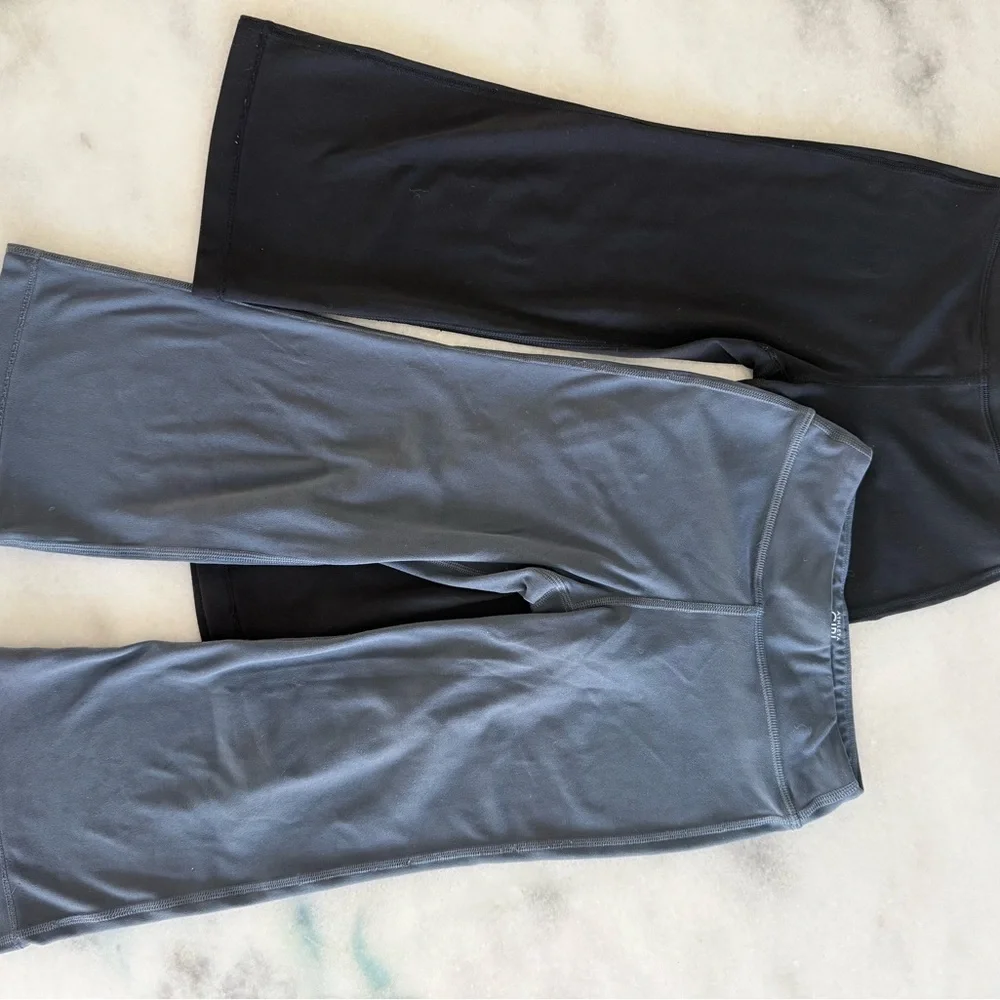 Athleta Girls Chit Chat Kick Flare Capri Wide Leg pants, XS/6, gray & black - Picture 3 of 5